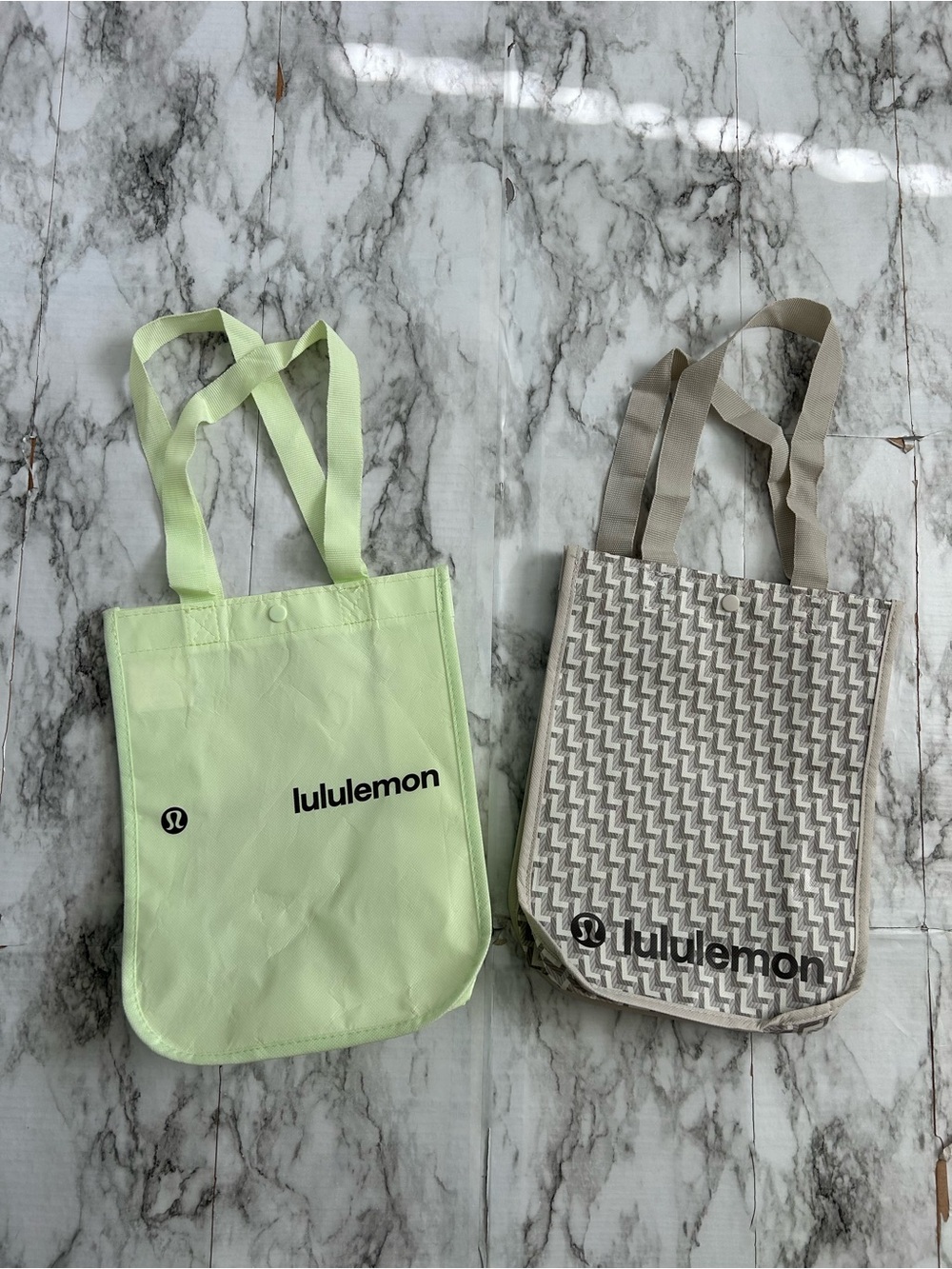 Lululemon reusable tote bags lot of 2